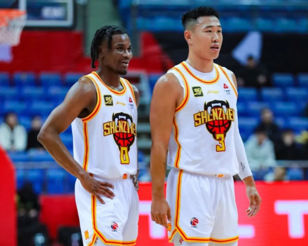 关于赛前突围战来临，深圳男篮围绕法甲外线爆发，信心回归，资深球员宣示担当的信息
